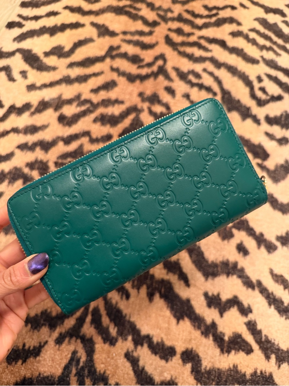 Gucci Guccissima Teal Green Leather Zip Around Wallet PRISTINE with COA! - Picture 6 of 7